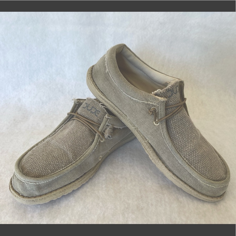 HEY DUDE slip-ons